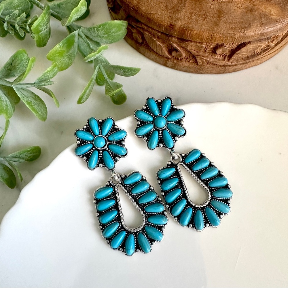 2/$30🌵 Faux Turquoise Stone Earrings Southwestern Boho Western Blossom Gift NEW